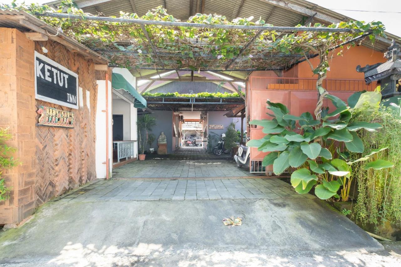 Oyo 3775 Ketut Inn Pesanggaran Exterior photo